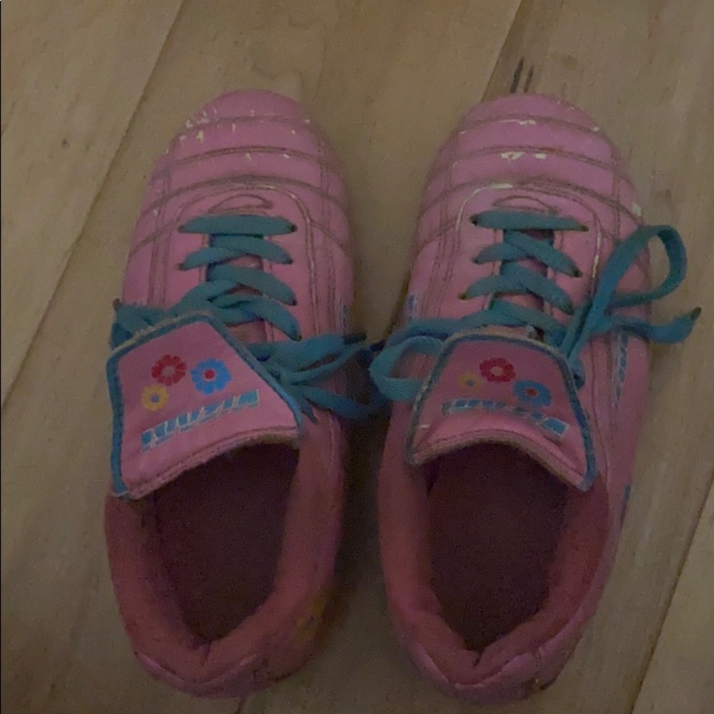 Childrens soccer cleats
